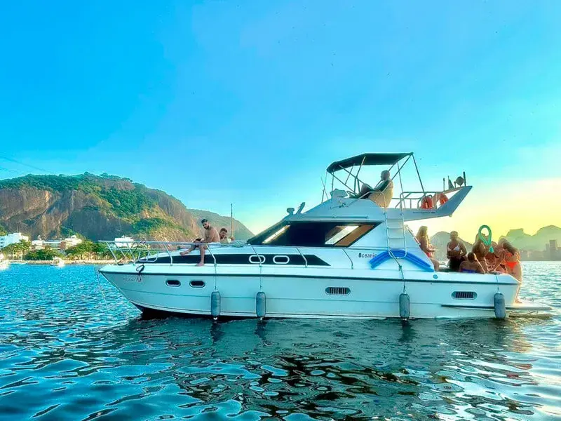 Lancha Oceanic 36 - Parasail In Rio