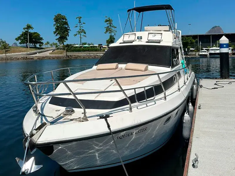 Lancha Oceanic 36 - Parasail In Rio