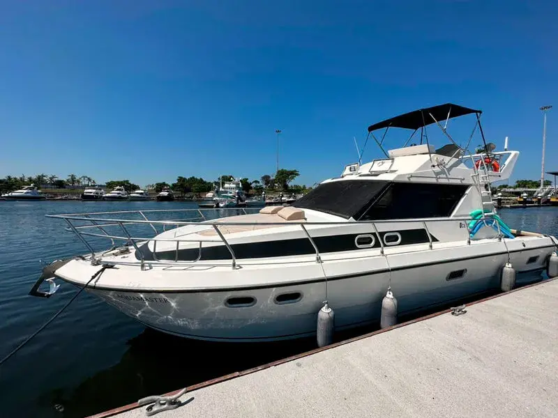 Lancha Oceanic 36 - Parasail In Rio